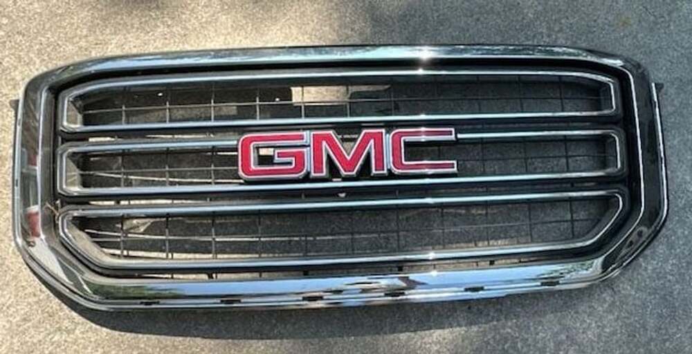 OEM GMC Yukon 2015-2020 Front Upper Grille Assembly 84722258